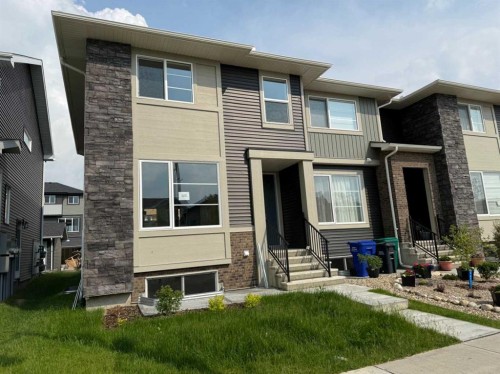 322 Sundown Road, Cochrane, AB 
