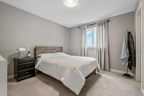 78 Cranberry Avenue Se, Calgary, AB 