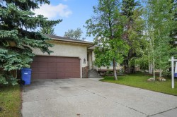 23 Edelweiss Drive NW Calgary, AB T3A 3R4