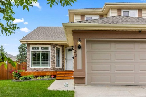 152 Douglas Glen Mews Se, Calgary, AB - Outdoor