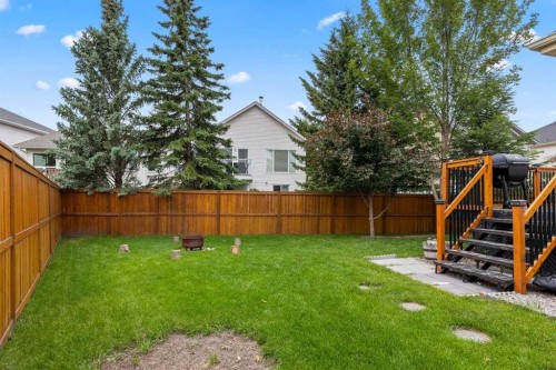 152 Douglas Glen Mews Se, Calgary, AB - Outdoor With Backyard