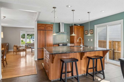 856 Lake Twintree Crescent Se, Calgary, AB 