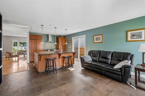 856 Lake Twintree Crescent Se, Calgary, AB 