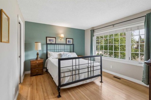 856 Lake Twintree Crescent Se, Calgary, AB 
