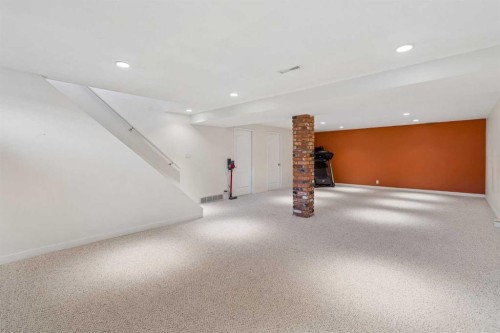 856 Lake Twintree Crescent Se, Calgary, AB 
