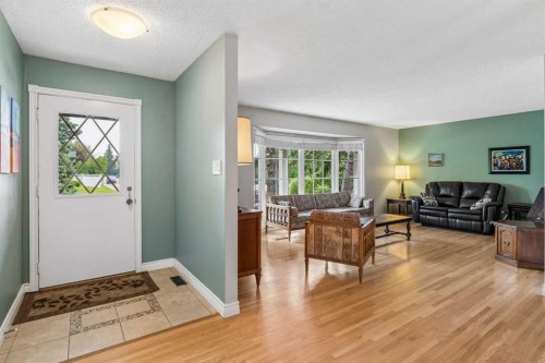 856 Lake Twintree Crescent Se, Calgary, AB 