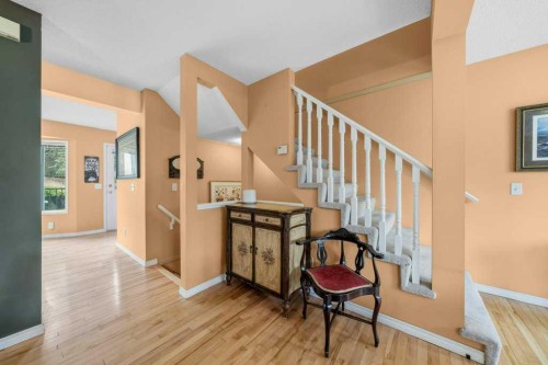 68 Patina Point Sw, Calgary, AB 
