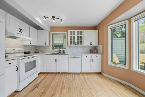 68 Patina Point Sw, Calgary, AB 