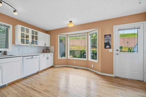 68 Patina Point Sw, Calgary, AB 