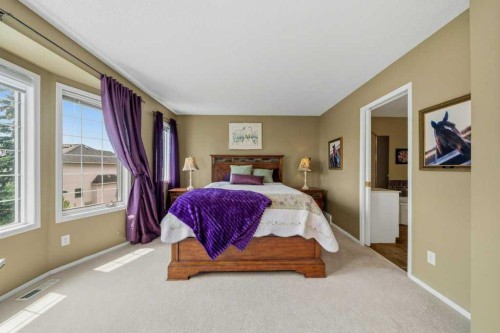68 Patina Point Sw, Calgary, AB 