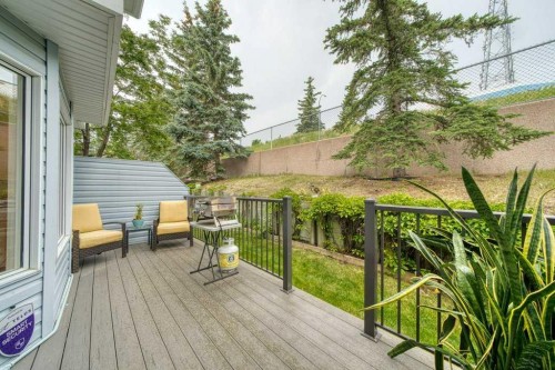 68 Patina Point Sw, Calgary, AB 