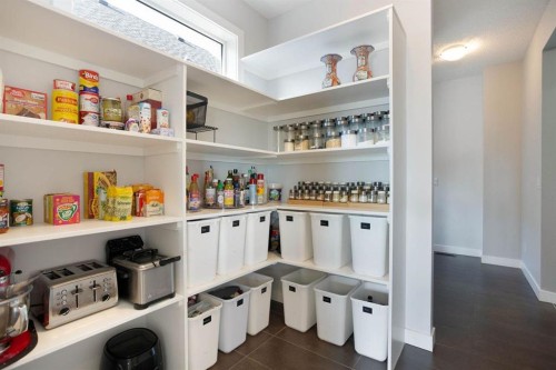 213 Kingsmere Cove Se, Airdrie, AB - Indoor
