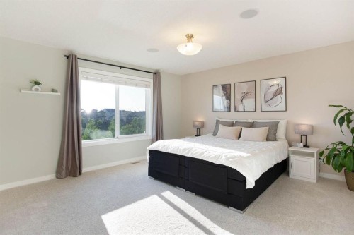 213 Kingsmere Cove Se, Airdrie, AB - Indoor Photo Showing Bedroom
