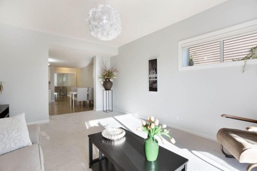 213 Kingsmere Cove Se, Airdrie, AB - Indoor