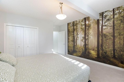 213 Kingsmere Cove Se, Airdrie, AB - Indoor Photo Showing Bedroom