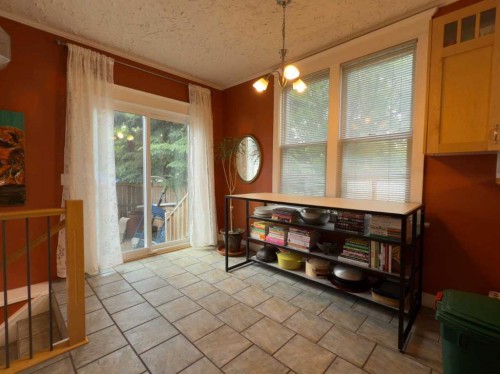 1126 19 Avenue Nw, Calgary, AB 