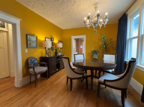 1126 19 Avenue Nw, Calgary, AB 