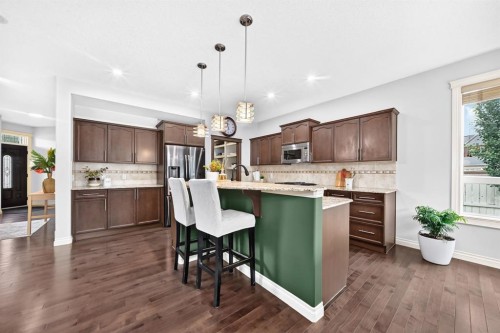 188 Magenta Crescent, Chestermere, AB - Indoor Photo Showing Kitchen
