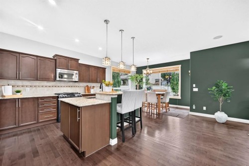 188 Magenta Crescent, Chestermere, AB - Indoor Photo Showing Kitchen With Upgraded Kitchen