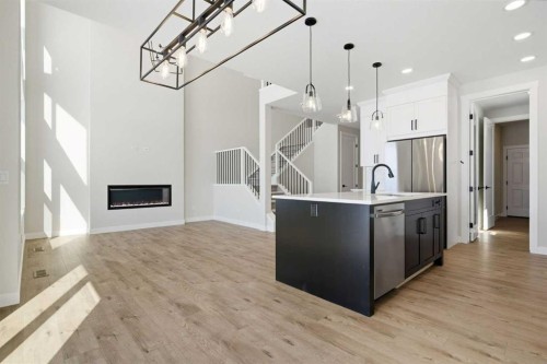302 Kinniburgh Loop, Chestermere, AB 