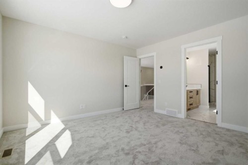 302 Kinniburgh Loop, Chestermere, AB 