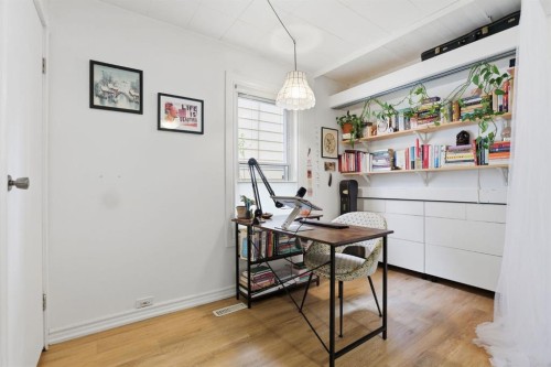 2912 17 Street Se, Calgary, AB - Indoor Photo Showing Office