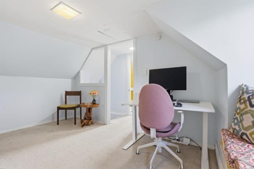 2912 17 Street Se, Calgary, AB - Indoor Photo Showing Office