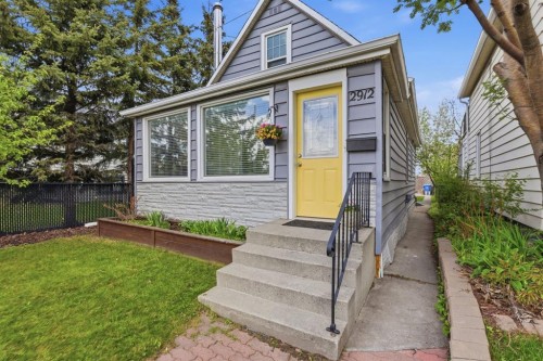 2912 17 Street Se, Calgary, AB - Outdoor