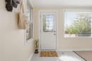 2912 17 Street Se, Calgary, AB  - Indoor Photo Showing Other Room 