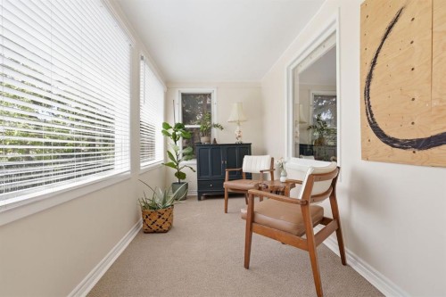 2912 17 Street Se, Calgary, AB - Indoor Photo Showing Other Room