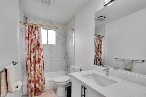 3935 14 Avenue Ne, Calgary, AB 