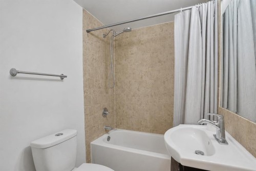 3935 14 Avenue Ne, Calgary, AB 
