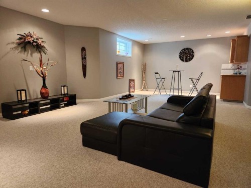 123 Schiller Crescent Nw, Calgary, AB 