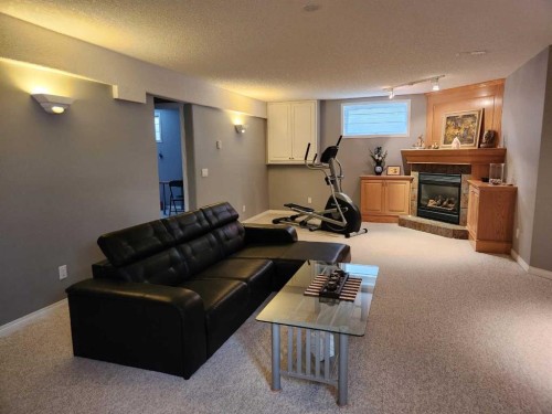 123 Schiller Crescent Nw, Calgary, AB 