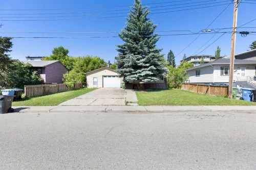 3819 1 Street Ne, Calgary, AB - Outdoor