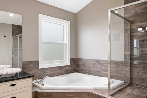300 Aspenmere Way, Chestermere, AB 