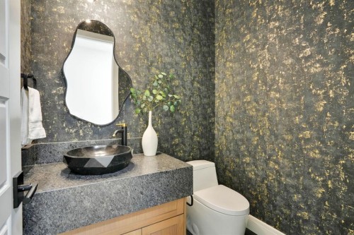 952 South Shore Terrace, Chestermere, AB - Indoor Photo Showing Bathroom