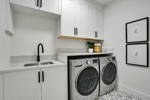 952 South Shore Terrace, Chestermere, AB - Indoor Photo Showing Laundry Room