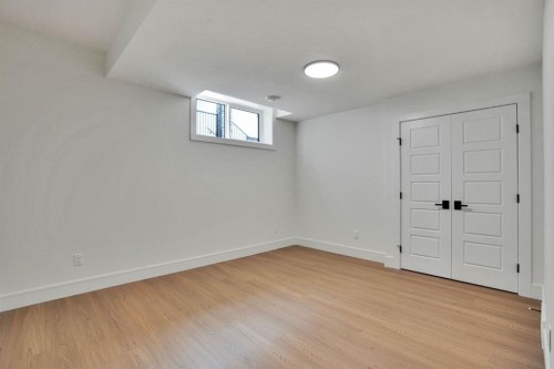 952 South Shore Terrace, Chestermere, AB - Indoor Photo Showing Other Room