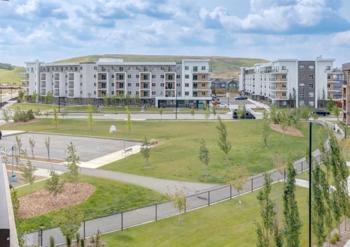 408-125 Wolf Hollow Crescent Se, Calgary, AB 