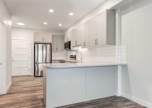 408-125 Wolf Hollow Crescent Se, Calgary, AB 