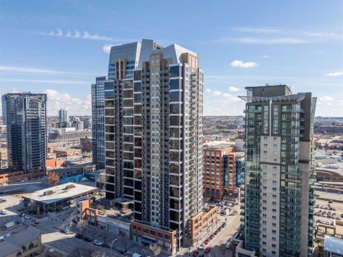2402-1320 1 Street SE Calgary, AB T2G 0G8