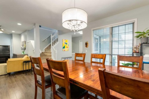 128 Riverwood Close Se, Calgary, AB 