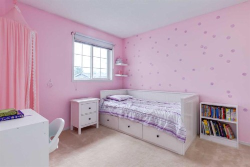 128 Riverwood Close Se, Calgary, AB 