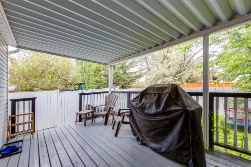 128 Riverwood Close Se, Calgary, AB 