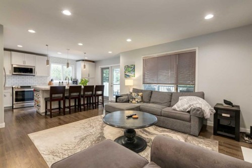 128 Riverwood Close Se, Calgary, AB 