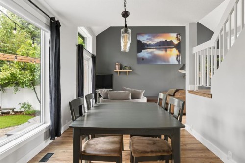 692 Woodpark Boulevard Sw, Calgary, AB 