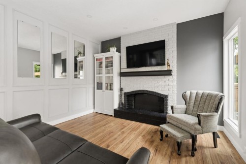 692 Woodpark Boulevard Sw, Calgary, AB 