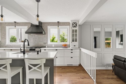 692 Woodpark Boulevard Sw, Calgary, AB 