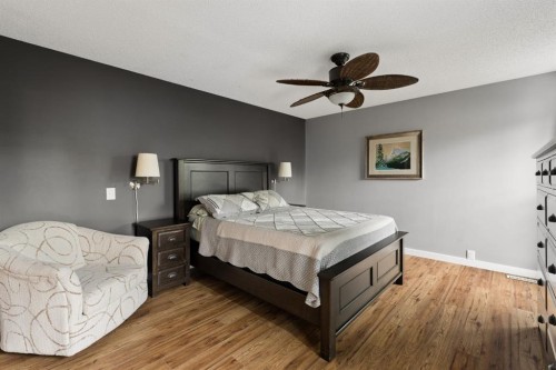 692 Woodpark Boulevard Sw, Calgary, AB 